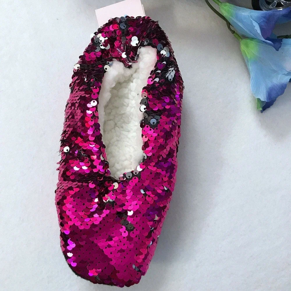 More than Magic NWT Sequins Slippers Girls M/L